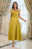Vestido de baile longo amarelo com bordado