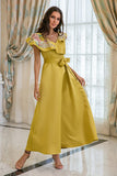 Vestido de baile longo amarelo com bordado