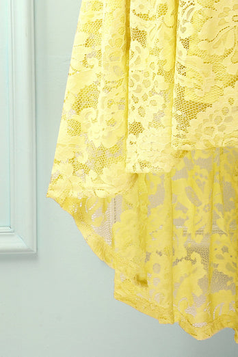 Vestido assimétrico de renda amarela
