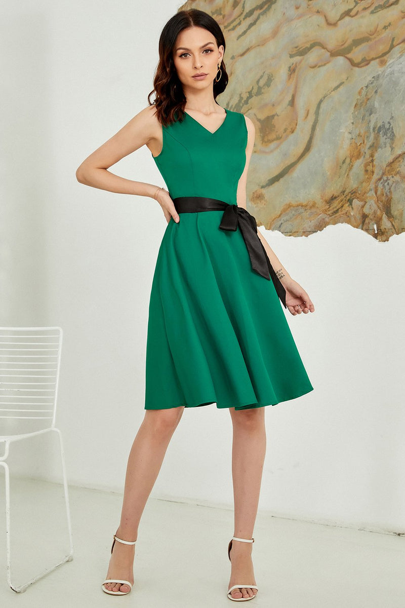 Carregar imagem no visualizador da galeria, Vestido de cinto verde de pescoço dos anos 50