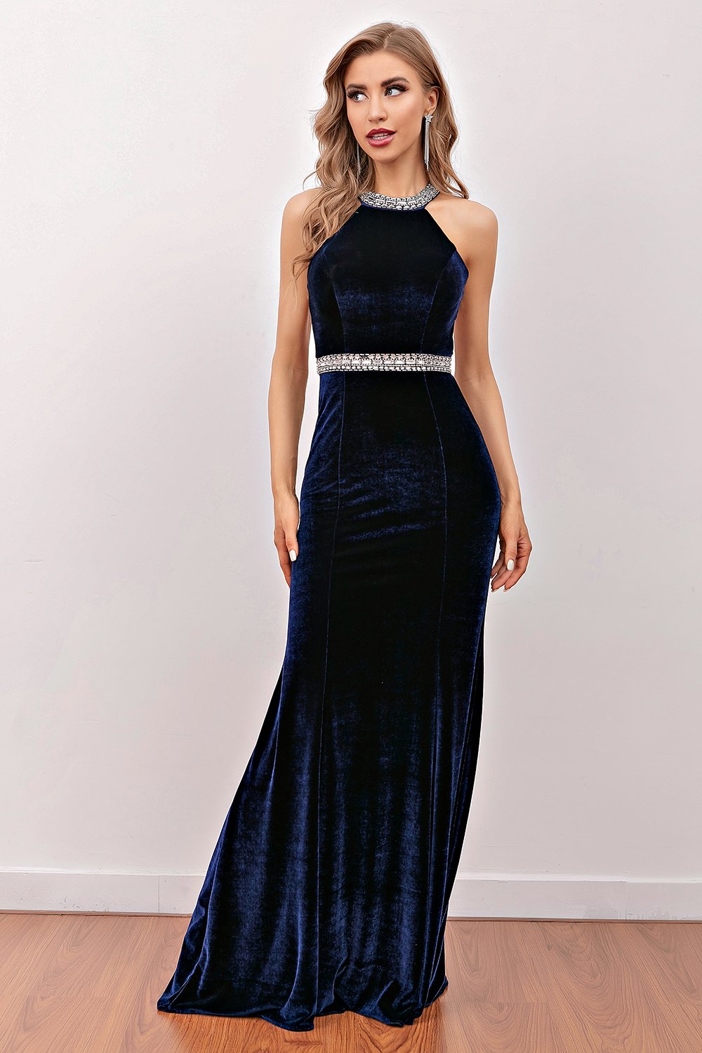 Vestido de veludo marinho halter