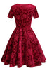 Carregar imagem no visualizador da galeria, Burgundy Mangas Curtas Velvet Party Dress