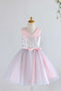 Carregar imagem no visualizador da galeria, V pescoço rosa flor menina vestido com lantejoulas