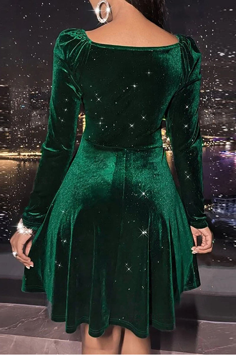 Carregar imagem no visualizador da galeria, Vestido de veludo verde manga comprida