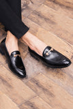 Sapatos de homens casuais de couro preto