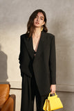 Blazer Feminino Preto Assimétrico Tamanho Grande