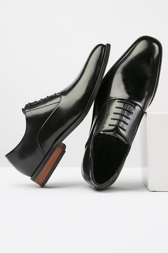 Sapatos de couro pretos de couro deslizando-on sapatos