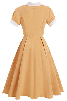 Vestido amarelo vintage sólido dos anos 50