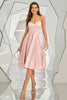 Carregar imagem no visualizador da galeria, Blush Sweetheart Um vestido de homecoming de linha