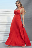Um spaghetti de linha tiras vermelho longo vestido de baile com Cruz De Criss