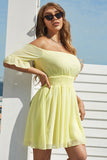 Bonito uma linha fora do vestido de regresso a casa amarelo ombro