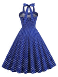 Vestido de balanço de bolinhas halter dos anos 50