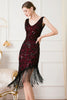 Carregar imagem no visualizador da galeria, Vestido de flapper de lantejoulas pretas de 1920 com franjas