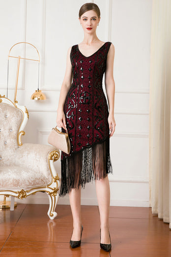 Vestido de flapper de lantejoulas pretas de 1920 com franjas