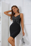 Vestido preto borboleta de missangas