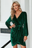 Vestido de veludo verde escuro