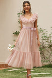 Vestido de festa com cinto rosa folhos