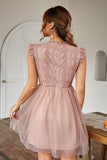 Rosa vestido de cocktail