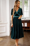 Veludo V-neck Uma linha de vestido de festa de férias