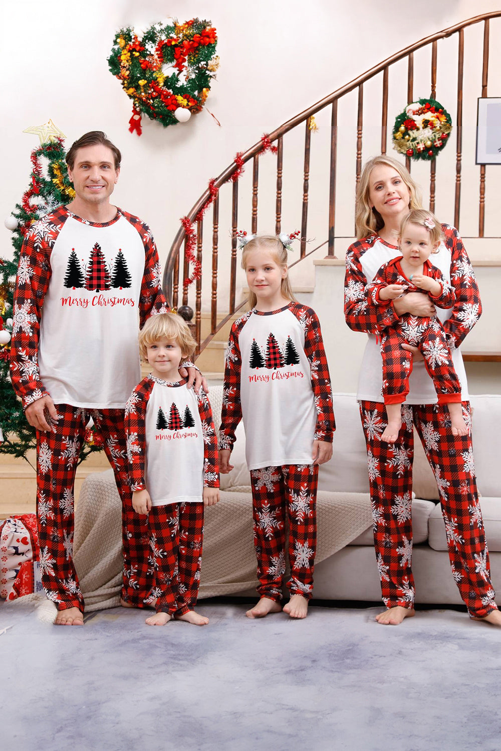 Pijamas de Natal da Família Combinando Plaid com Floco de Neve