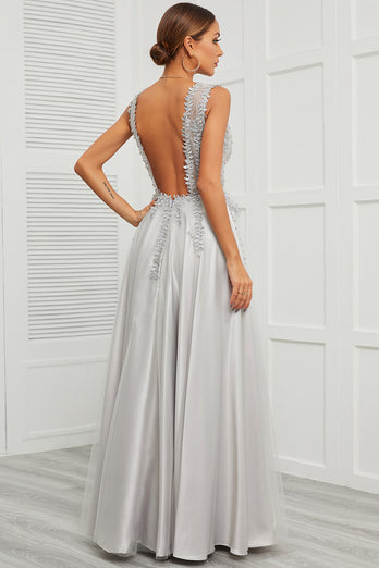 Vestido de baile longo de pescoço v profundo com apliques