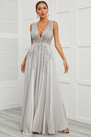 Vestido de baile longo de pescoço v profundo com apliques