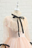 Carregar imagem no visualizador da galeria, Blush Polka Dots Flower Girl Dress com mangas