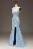 Vestido de baile de sereia de tule azul com frisado