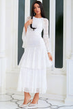 Vestido de mãe de renda branca de joia com mangas queimadas