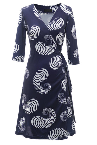 Vestido de convidado de casamento impresso de geometria azul marinho