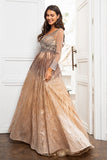 Vestido de mãe de ouro v luxuoso v com missangas
