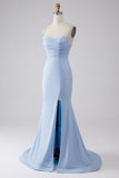 Vestido de baile de formatura de sereia azul claro brilhante com fenda