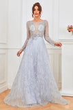 Vestido de baile de contas azul claro com mangas