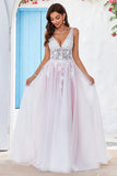 Charmoso A Line V-Neck Rosa Tulle Varredura Trem Vestido de Noiva com Apliques