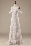 Vestido de noiva de renda de marfim com franjas