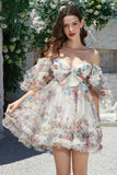 Trendy A Line Ivory Floral Printed Short Tulle Homecoming Dress com mangas curtas