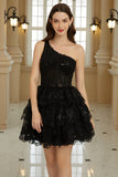 Elegante A Line One Shoulder Black Short Homecoming Dress com apliques