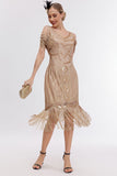 Champagne Cold Shoulder Fringes Vestido Gatsby dos anos 1920 com conjunto de acessórios dos anos 20