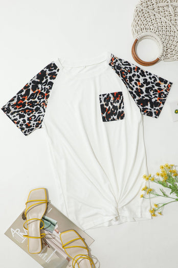 T-shirt de impressão de leopardo de pescoço redondo
