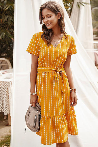 Vestido casual midi listrado amarelo
