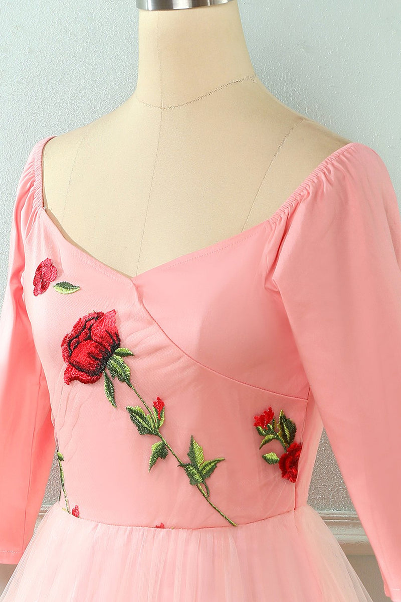 Carregar imagem no visualizador da galeria, Vestido vintage de malha de renda de rosa bordada