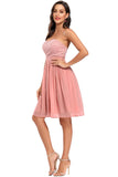 Bonito um vestido de festa de festa de namorado de linha