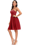 Bonito um vestido de festa de festa de namorado de linha