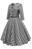 Vestido vintage de costura impresso em xadrez