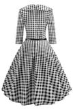 Vestido vintage de costura impresso em xadrez