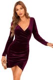 Vestido de coquetel de bodycon de veludo verde