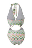 Green Halter empurra para cima um pedaço de fatos de banho