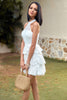 Carregar imagem no visualizador da galeria, Um vestido de formatura de renda branca line Halter