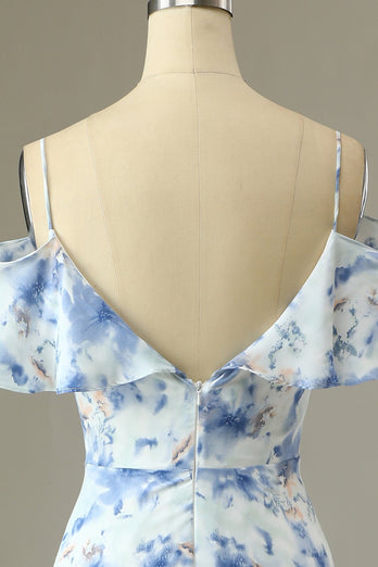 Uma linha fora do ombro azul floral imprimir longo vestido de dama de honra