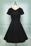 Vestido preto com botão